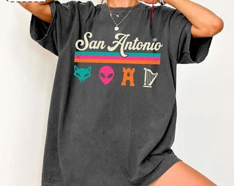 Vintage 90s Comfort Colors San Antonio, Champagnie Fox Alien Castle Harper Tee ,Retro Texas Basketball Unisex Tee