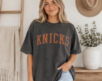 New York Knicks T-Shirt, Vintage Retro Knicks Tee, Basketball Fan Gift, Unisex Sports Top