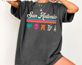 Comfort Colors San Antonio, Champagnie Fox Alien Castle Harper Tee ,Retro Texas Basketball Unisex Tee