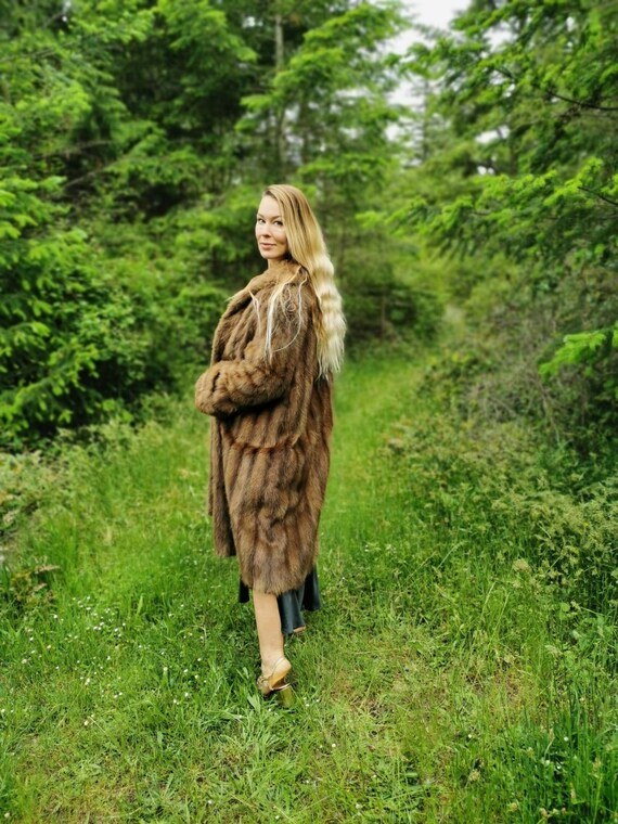 1960s glam Hollywood fox fur coat