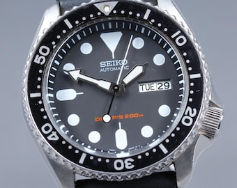 Seiko Diver's Automatic Watch | Vintage 200m Dive Watch | 21