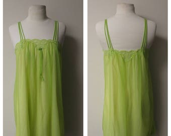 Vintage Lingerie, 1960's Vintage Nightie, Lime Green Chiffon Nightgown, Vintage Pinup Lingerie Nylon Tricot Nightgown Ladies Size M #065