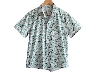 Vintage Clothing, Printed Shirt S/S Green Leaves Tropical Shirt Hawaii Five-O, London Prodigy Brand Vintage Shirt 100% Cotton Adult Size M