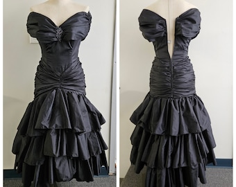 Vintage Clothing, Vintage 1980s Black Taffeta Prom Dress, Off Shoulder Black Taffeta Goth Prom Dress, Ladies Size Small