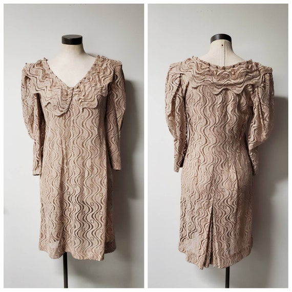 Vintage Clothing 1960s Shift Dress Beige Lace Shift Dress Lace Mid Length Puff Sleeve No Label Handmade Vintage Dress Ladies Size S Petite Vintage Clothing 1960s Shift Dress Beige Lace Shift Dress Lace Mid Length Puff Sleeve No Label Handmade Vintage Dress Ladies Size S Petite