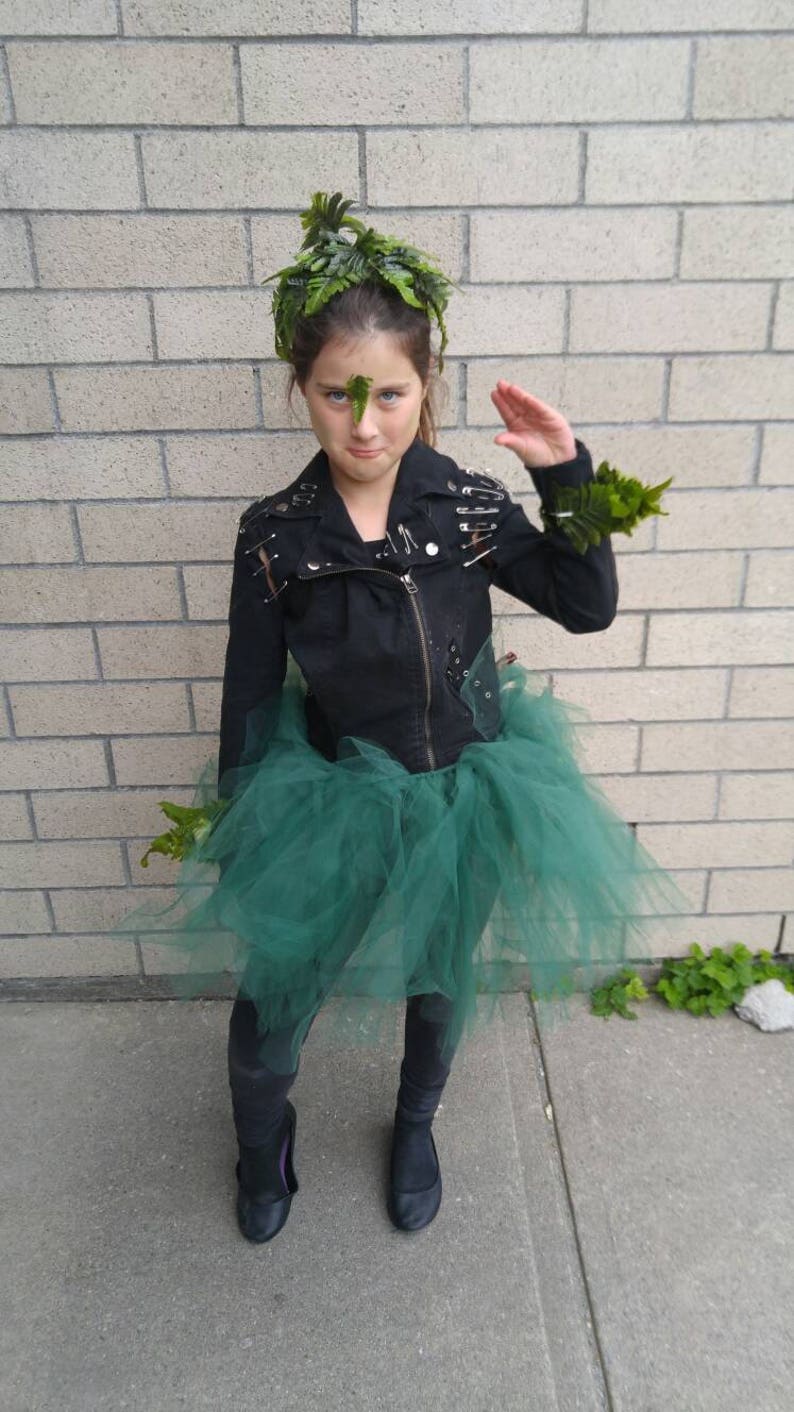 Upcycled Clothing Poison Ivy Costume Alice In Wonderland Etsy Upcycled Clothing Poison Ivy Costume Alice In Wonderland Etsy