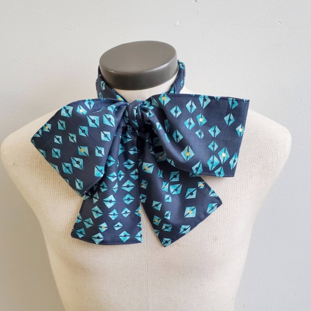 diy mad hatter bow tie