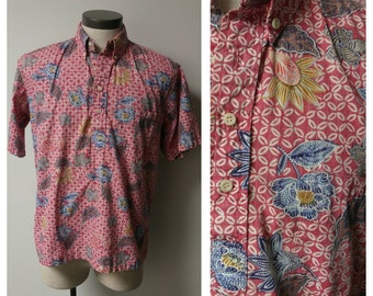 Vintage Clothing, Hawaiian Shirt, Red Floral Shirt, Hawaii Five-O, Vintage Shirt Reyn Spooner, Tiki Shirt, 100% Cotton Adult Size L