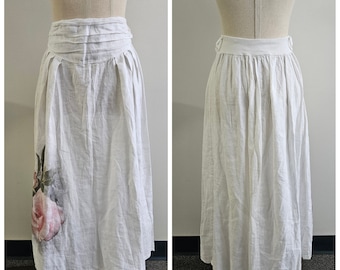 Vintage Clothing Vintage Skirt White Linen Skirt Skirt with large Rose Print on bottom front right, Stretch Waist at Back, Ladies Size M