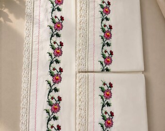 Cross Stitch Bedroom Set, Hand Embroidered Floral Linen, Vintage Kanavice Bed Runner with 2 Pillowcases, Needlework Lace Gift for Her