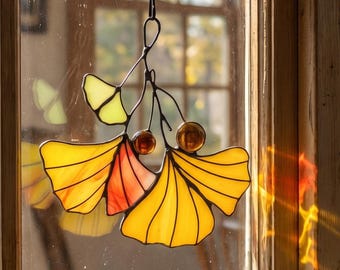 Stained Glass Ginkgo Leaf Suncatcher, Handmade Gingko Window Hanging, Fall Sun Catcher, Nature Inspired Home Decor, Gift for Mom or Sister