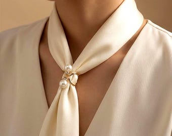 Gold Scarf Clip, Elegant Pearl Scarf Holder, Minimalist Scarf Fastener, Chic Silk Scarf Buckle, Versatile Scarf Accessory for Daily Wear
