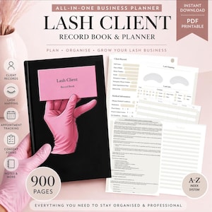 Op de afbeelding: Een zwarte businessplanner getiteld "Lash Client Record Book & Planner" met roze details. De omslag toont een roze kaart met "Lash Client Record Book" en een roze gehandschoende hand. De planner bevat klantgegevens, wimperkaarten en afsprakenregistratie.