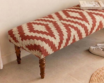 Röd kelimbänk handgjord, boho klädd bänk, tribal ottomansk bänk, entrésittplatser, lantlig inredning, sovrumsbänk