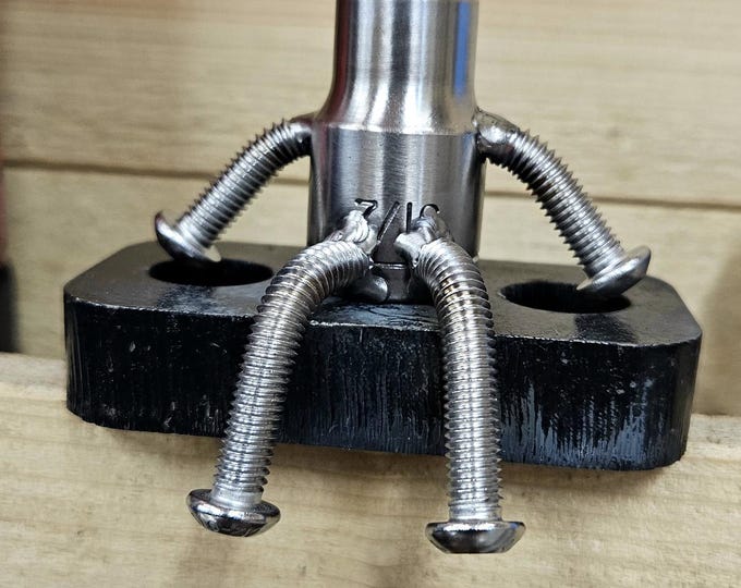 metal socket buddy