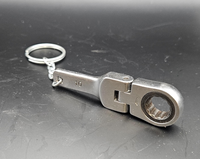 10mm ratchet spanner keyring