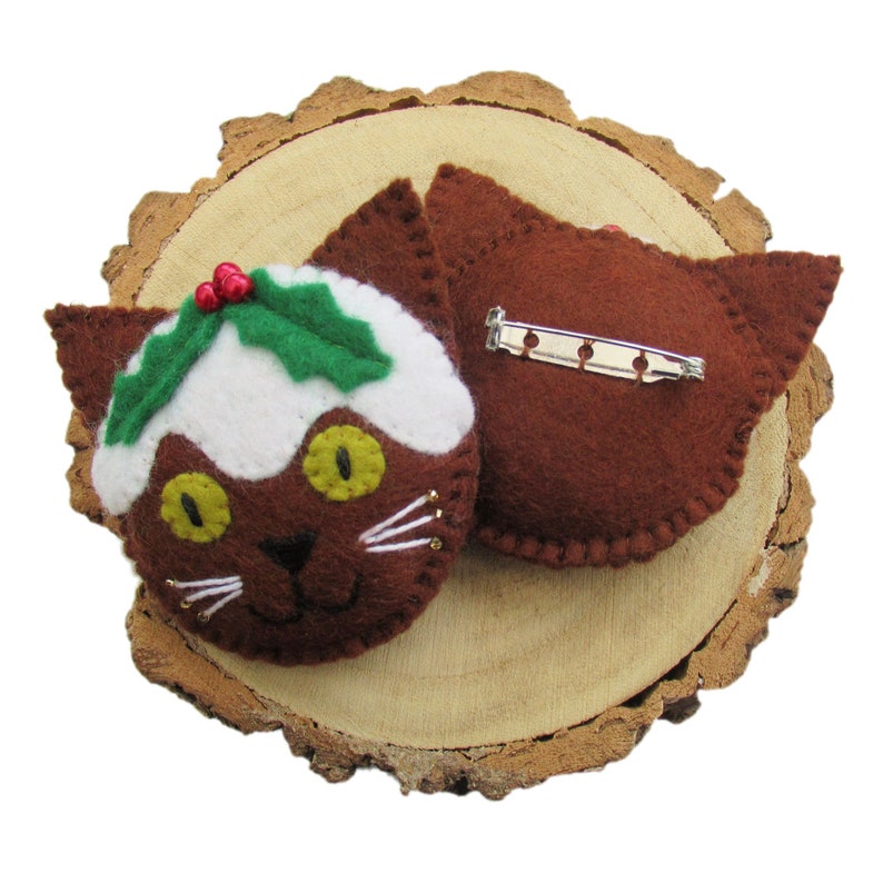 Cat Brooch Pin Christmas Pudding Cat Pin Christmas Cats Cat Etsy UK