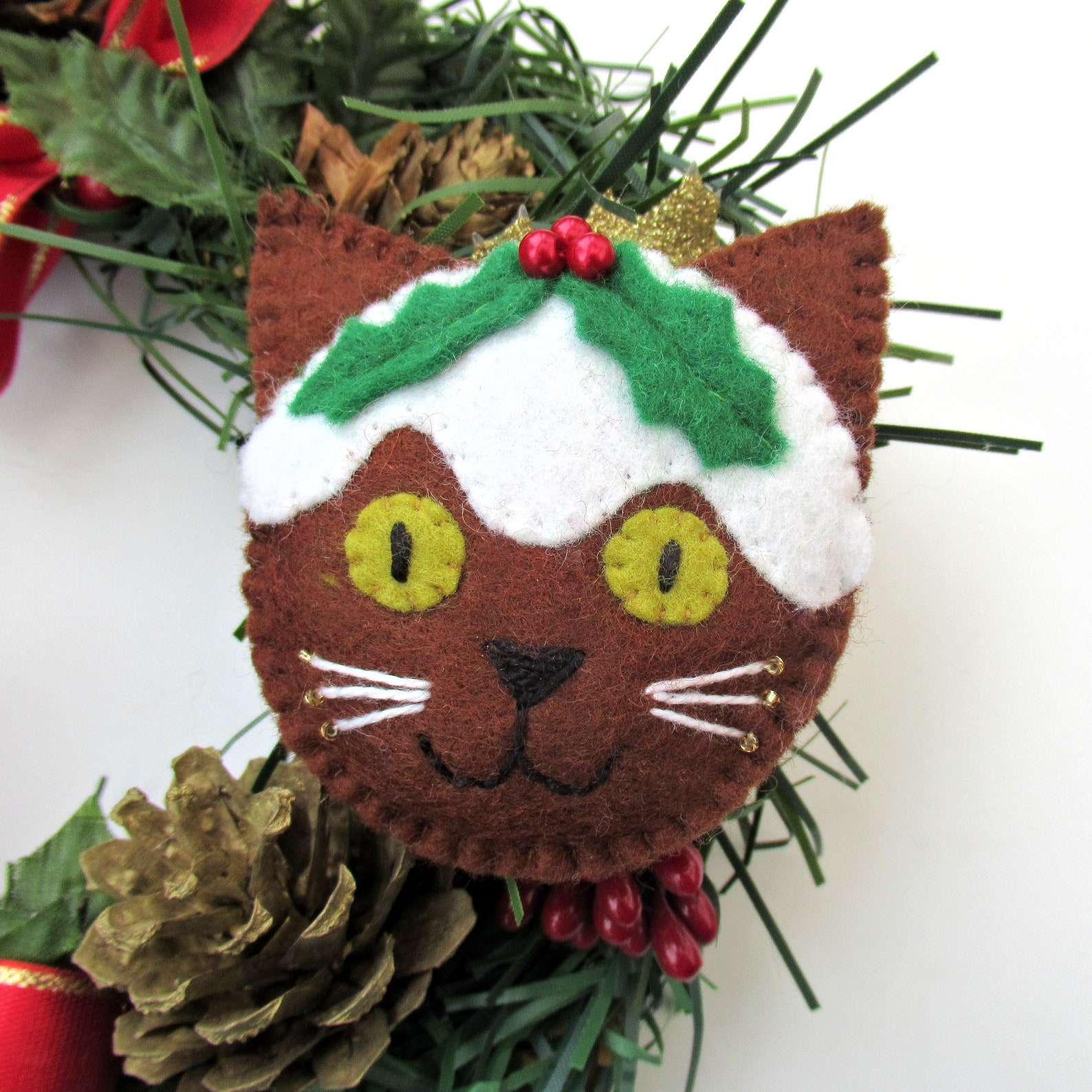 Cat brooch pin Christmas pudding cat pin Christmas cats cat Etsy