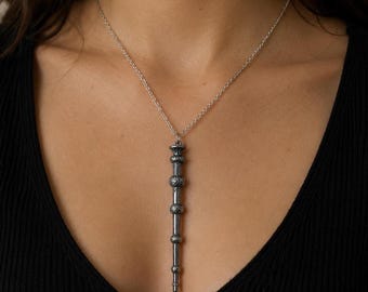 Collier baguette HP | Chaîne en argent avec pendentif baguette de sorcier | Harry, Hermione, Voldemort et la baguette de sureau