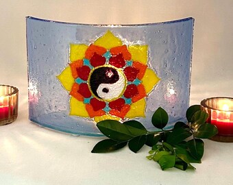 Panel de luz de vidrio con diseño de mandala Yin Yang – Pantalla redonda de vidrio fusionado para velas o atrapasoles