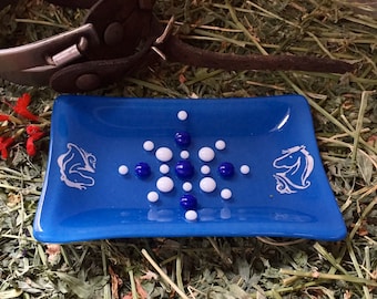 Painted Horse Dish, 4”x6” blue fused glass Soap Dish with “Lifters”