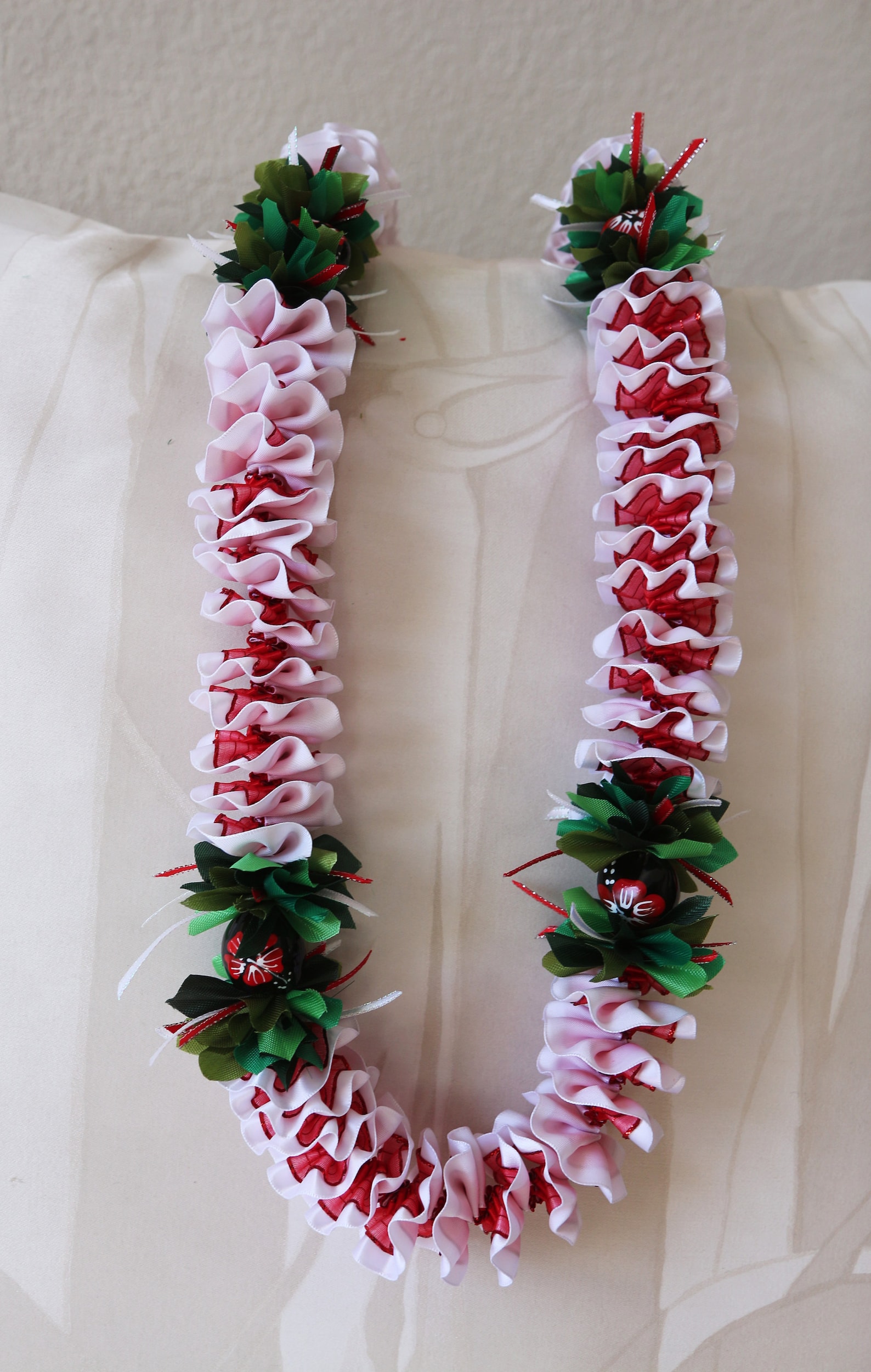 Hawaiian Ribbon Lei Plumeria White and Red with Painted Red | Etsy