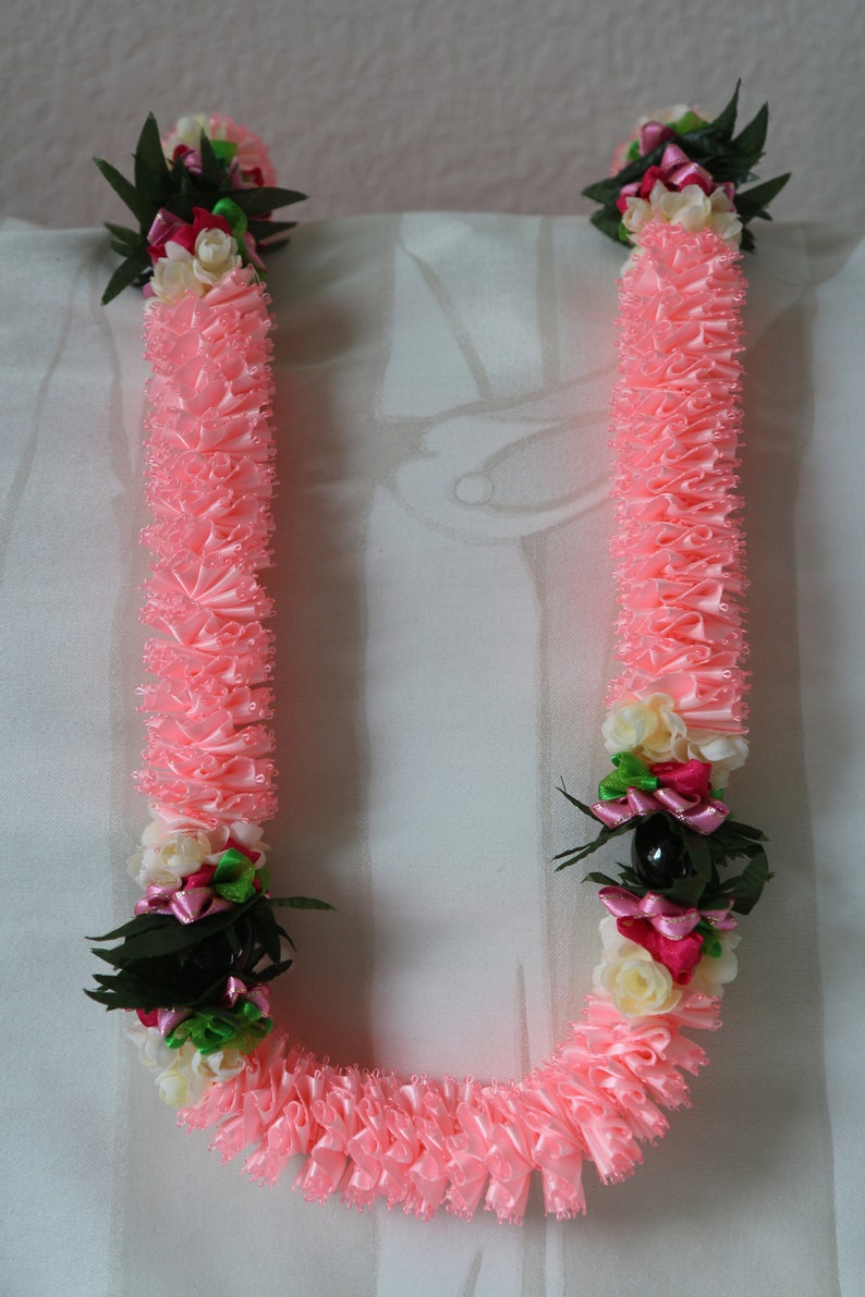 Hawaiian Ribbon Lei Pink Carnation with Black KuKui Nut Etsy