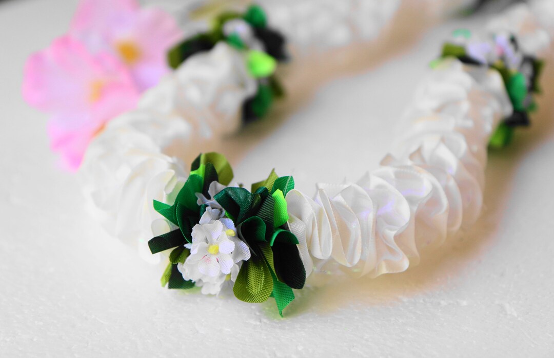 Soft White Ribbon Lei With Tiny Artificial Silk Flowers Etsy