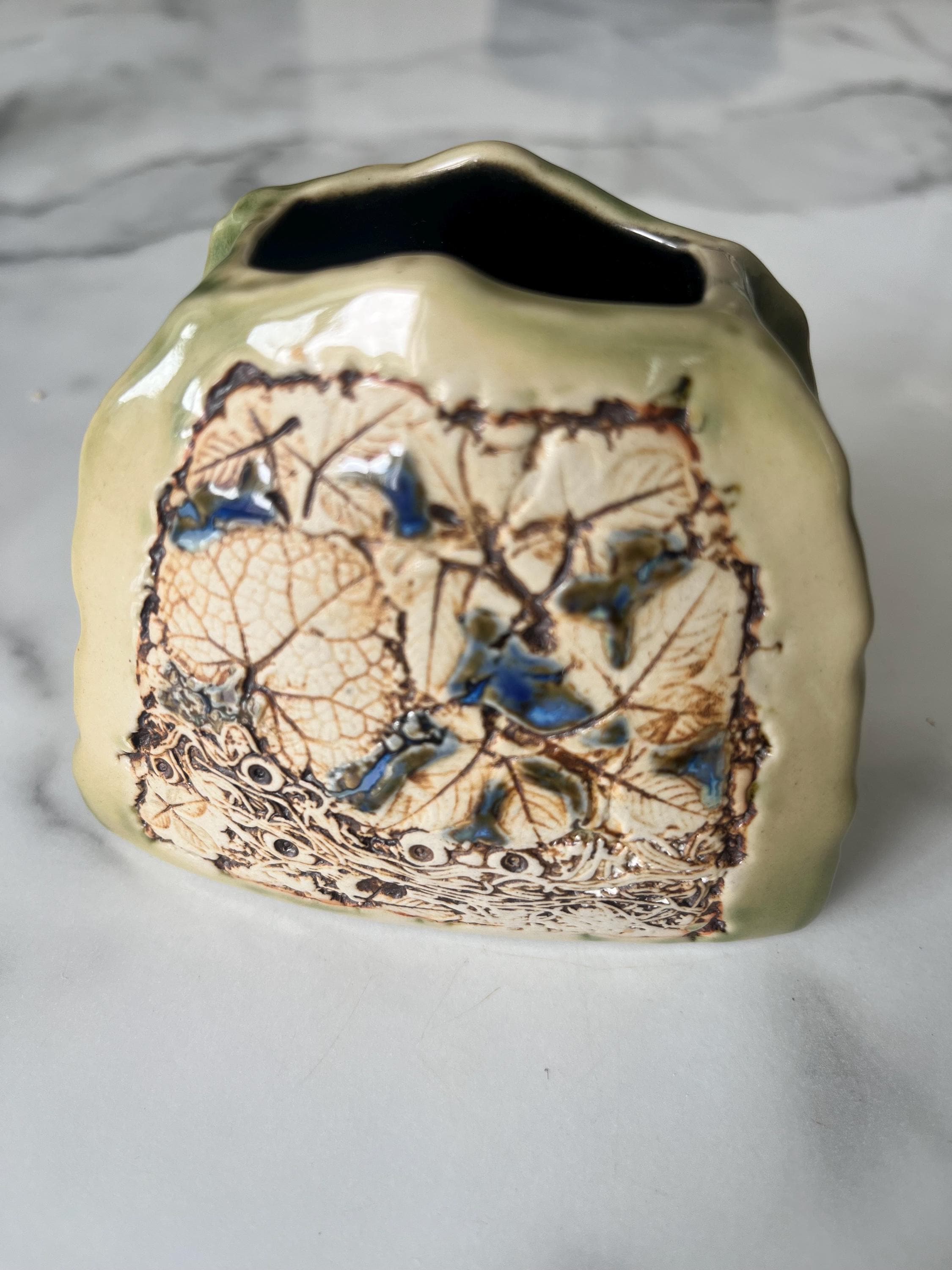 マレーシア作家　TENMOKU POTTERY 天目　フラワーベース　花器 Tenmoku Pottery - Etsy