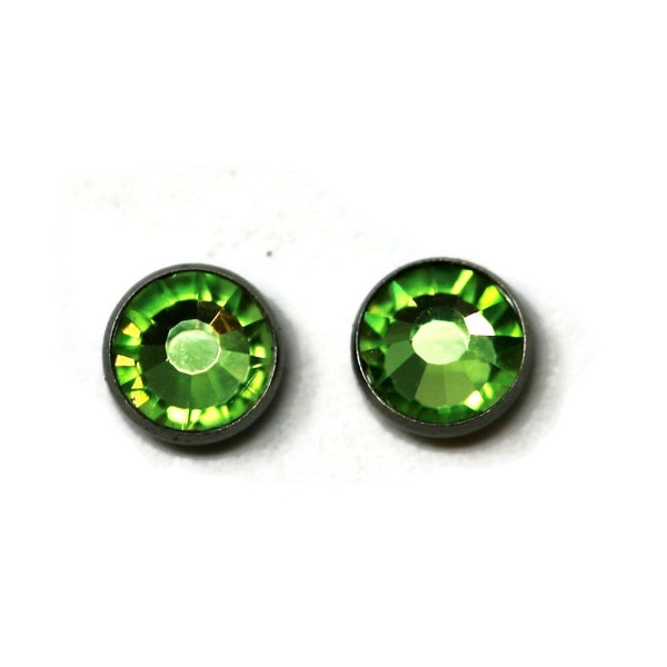 Peridot Green Crystal Titanium Hypoallergenic Stud Earrings - Tiny 4mm