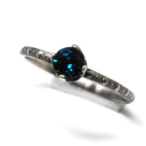 Gemstone Ring Beaded Skinny Band Vintage Silver - 5mm