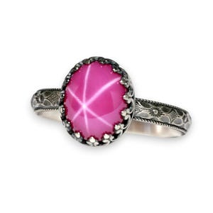 Anello con rubino rosa a forma di stella, corona di fiori simmetrica, argento vintage - 10 x 8 mm, creato in laboratorio