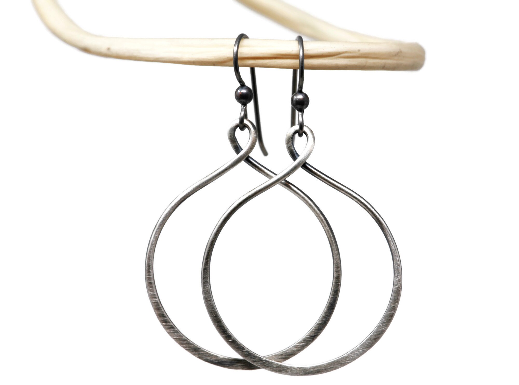 Treuheld® Orecchini A Cerchio Infinity In Argento 925 Nero, Con Chiusura A Scatto, Larghezza 3,5 Mm, Unisex Per Donne E Uomini, 13 Mm - 4