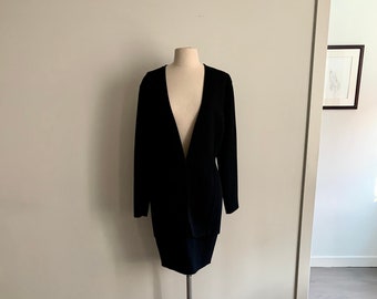 Donna Karan New York black wool jersey knit skirt suit-size 4/6