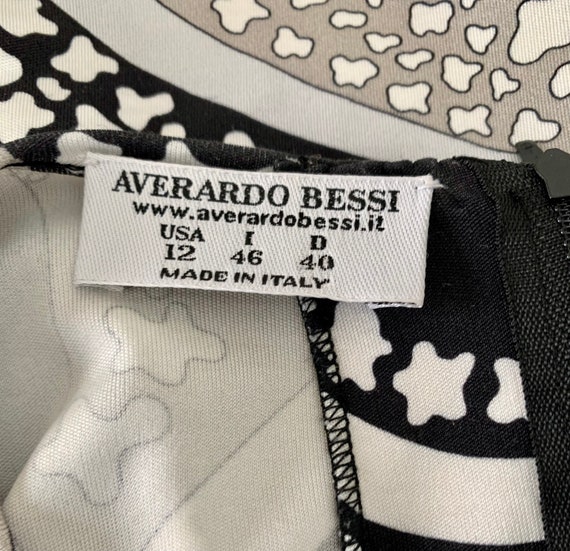 Averado Bessi black/white/grey graphic silk top-s… - image 10