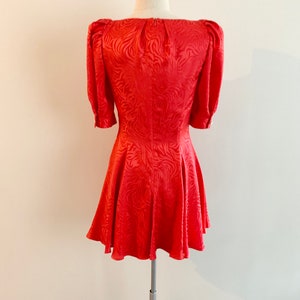 Oscar de la Renta red silk sweetheart neckline mini dress-size XXS/XS image 3