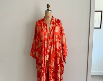 Best Quality made in Japan red silk chrysanthemum pattern kimono with belt-size M/L (one size fits most)