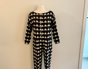 1980s vintage Anne Klein II b/w cotton ikat fabric jumpsuit-size 2 petite