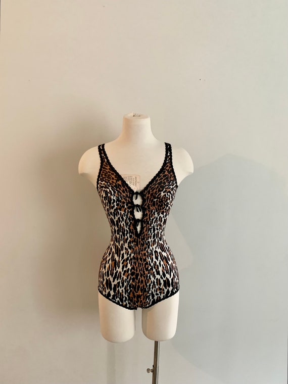 Vanity Fair leopard print pantie corsalette bodys… - image 1