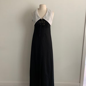 Junior Vogues 70s black disco maxi dress w/organza collar-Size XS/S image 3