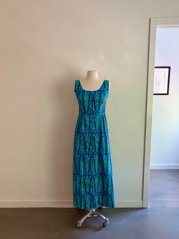 GG2162 Beige Floral Beaded Button Maxi