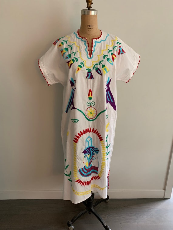 Beautifully embroidered mexican cotton shift dres… - image 2