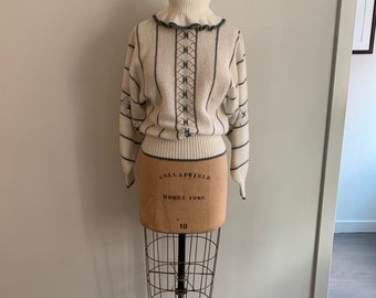 Clovis Ruffin Knit vintage 1980s detachable cowl neck white/ grey sweater-size S