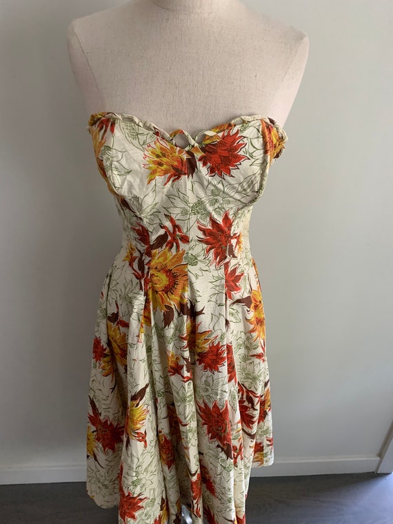 Fabulous 50s strapless cotton sunflower print dre… - image 2