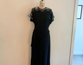 Beautiful repro 1940s blk rayon goddess style dress-size M/L