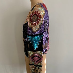 Striking abstract beaded and sequined short evening jacket. Size S image 4