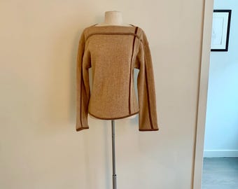 Beenebag by Geoffrey Beene lt brown wool boatneck sweater-size M