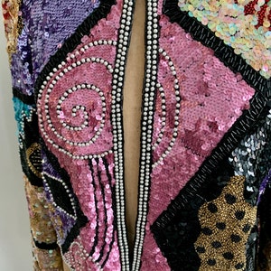Striking abstract beaded and sequined short evening jacket. Size S image 9