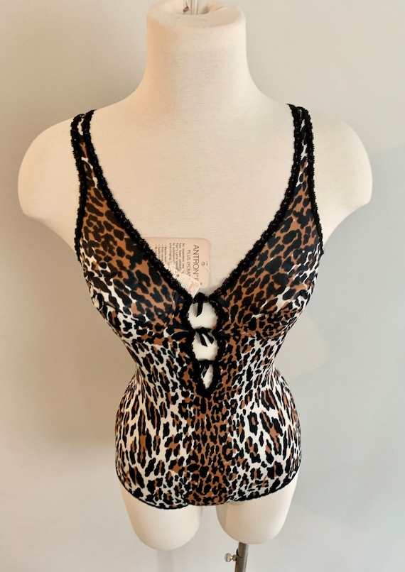 Vanity Fair leopard print pantie corsalette bodys… - image 3