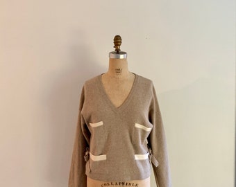 Sonia Rykiel Paris vintage 1980s side tie tan pullover v neck sweater-size M/L